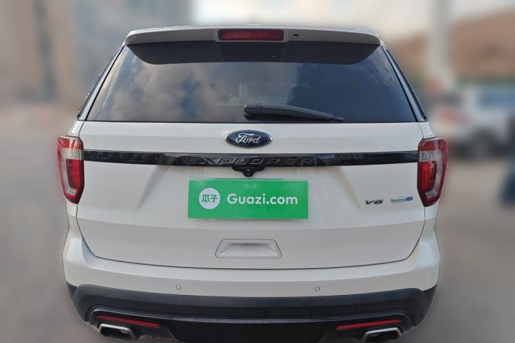 Used Ford Explorer  Rear