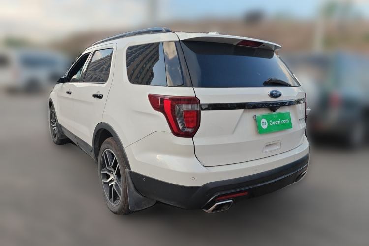 Used Ford Explorer  Rear Left 45 Deg