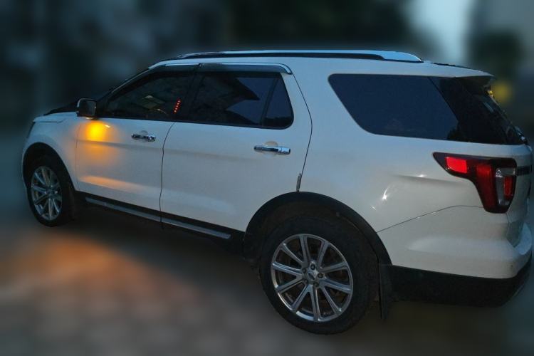 Used Ford Explorer 2016 2.3T Elite Edition Rear Left 45 Deg