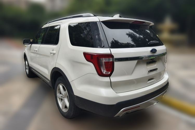 Used Ford Explorer 2016 2.3T Fashion Edition Rear Left 45 Deg