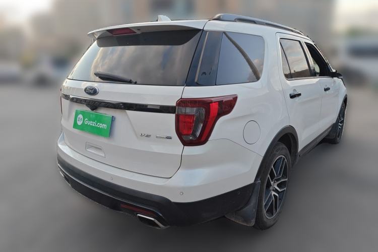 Used Ford Explorer  Rear Right 45 Deg
