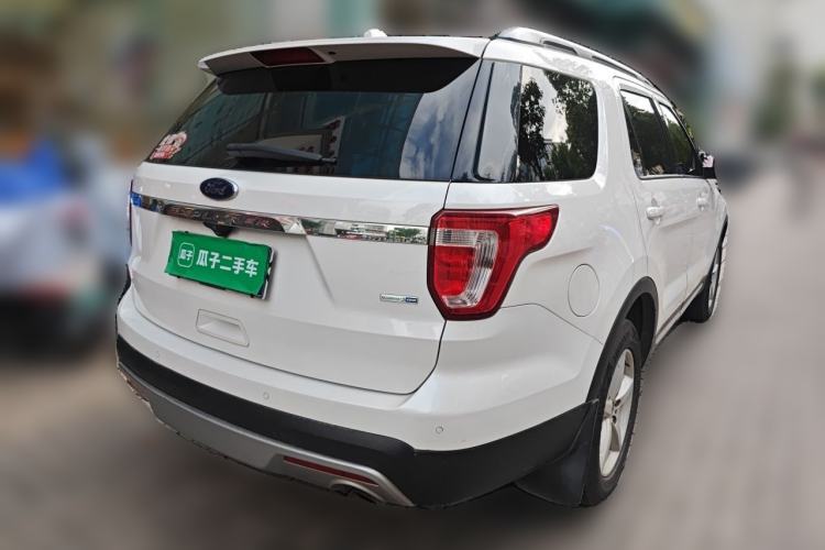 Used Ford Explorer 2016 2.3T Fashion Edition Rear Right 45 Deg