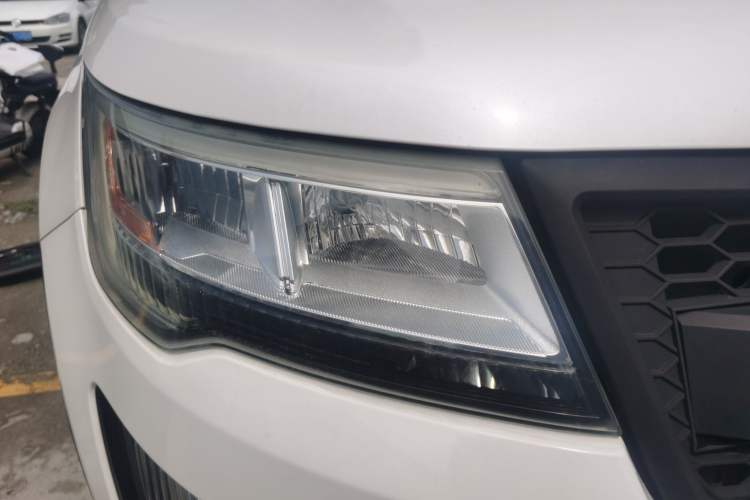 Used Ford Explorer 2016 2.3T Fashion Edition Right Front Headlight