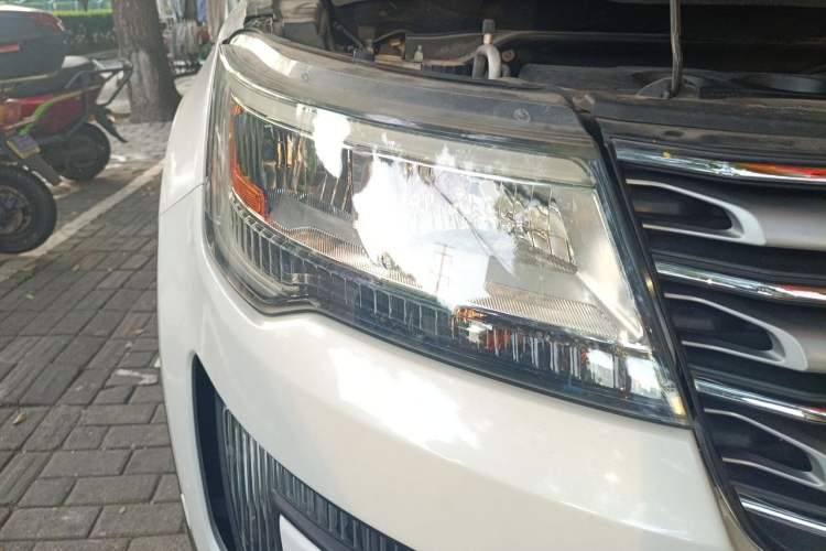 Used Ford Explorer 2016 2.3T Elite Edition Right Front Headlight