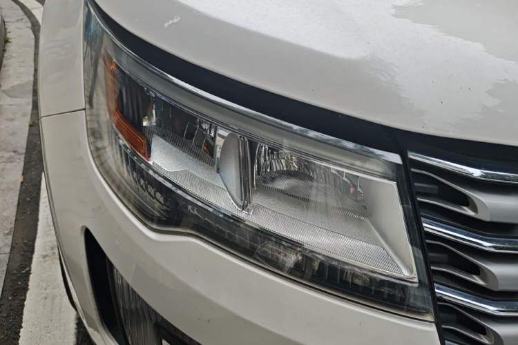 Used Ford Explorer 2016 2.3T Elite Edition Right Front Headlight