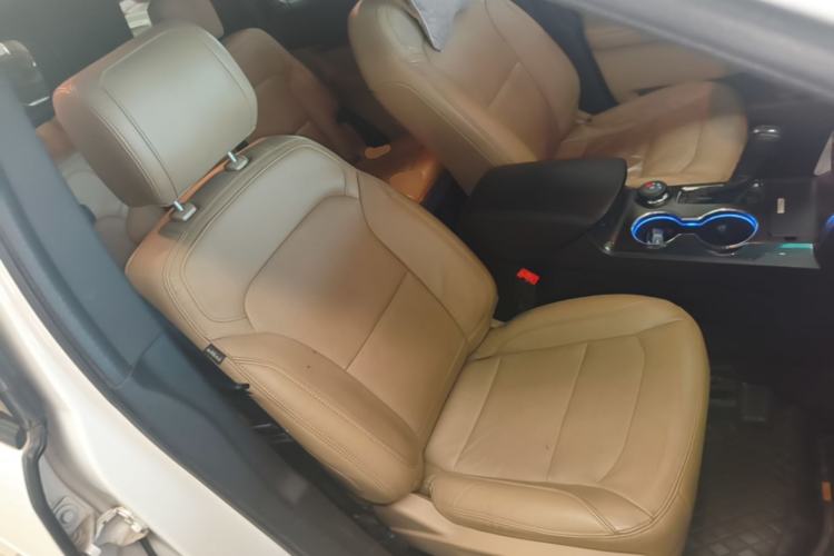 Used Ford Explorer 2016 2.3T Elite Edition Right Front Seat
