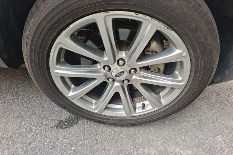 Used Ford Explorer 2016 2.3T Elite Edition Right Front Wheel Hub