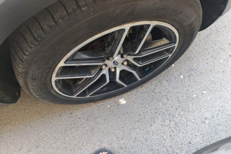 Used Ford Explorer 2016 3.5T Sport Edition Right Front Wheel Hub