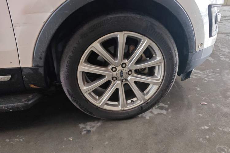 Used Ford Explorer 2016 2.3T Elite Edition Right Front Wheel Hub