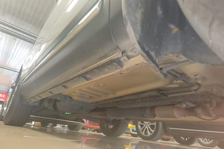 Used Ford Explorer 2016 2.3T Elite Edition Right Side Sill