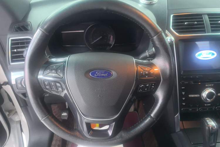 Used Ford Explorer 2016 2.3T Elite Edition Steering Wheel