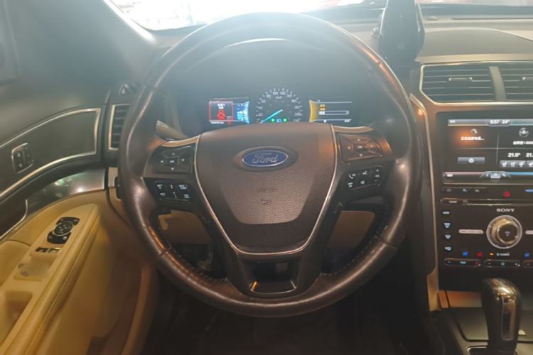 Used Ford Explorer 2016 2.3T Elite Edition Steering Wheel