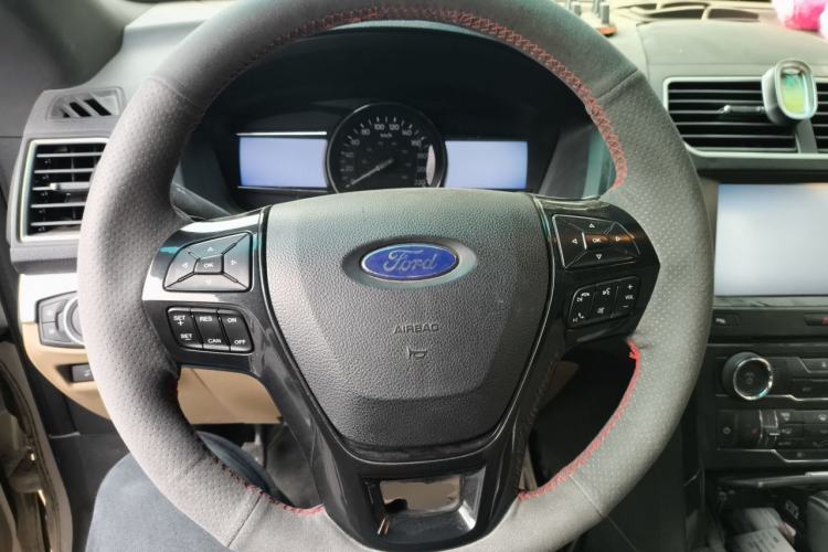 Used Ford Explorer 2016 2.3T Fashion Edition Steering Wheel