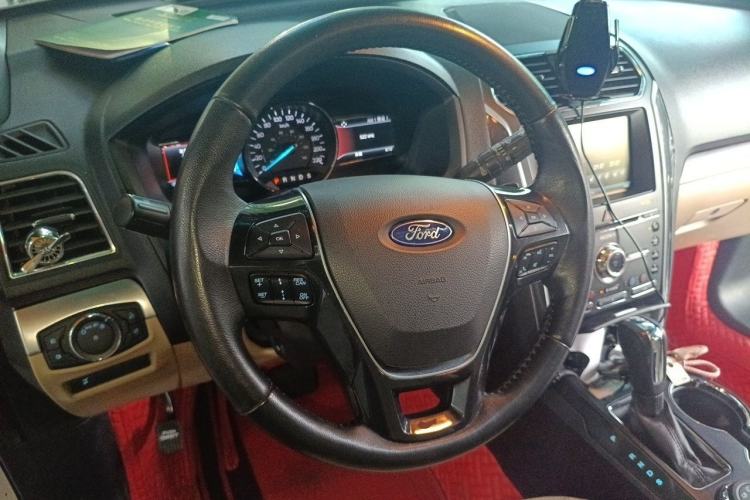Used Ford Explorer 2016 2.3T Elite Edition Steering Wheel