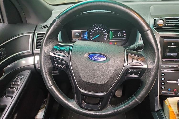 Used Ford Explorer 2016 2.3T Elite Edition Steering Wheel