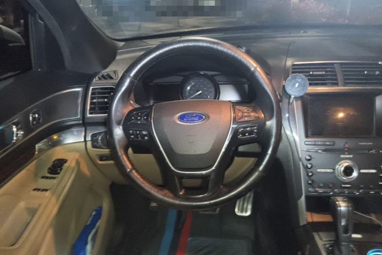 Used Ford Explorer 2016 2.3T Elite Edition Steering Wheel