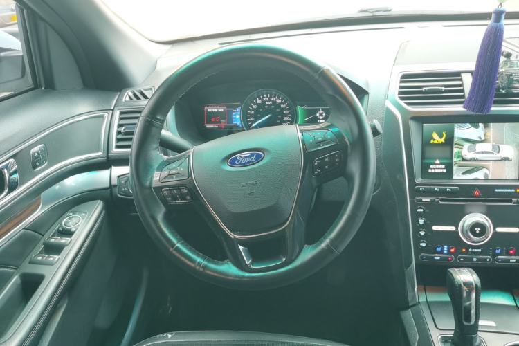 Used Ford Explorer 2016 2.3T Elite Edition Steering Wheel