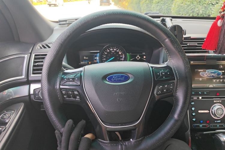 Used Ford Explorer 2016 2.3T Elite Edition Steering Wheel