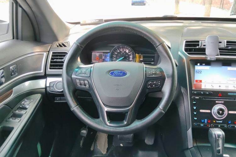 Used Ford Explorer 2016 2.3T Elite Edition Steering Wheel