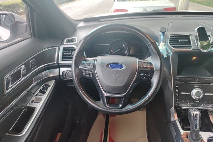 Used Ford Explorer 2016 2.3T Elite Edition Steering Wheel