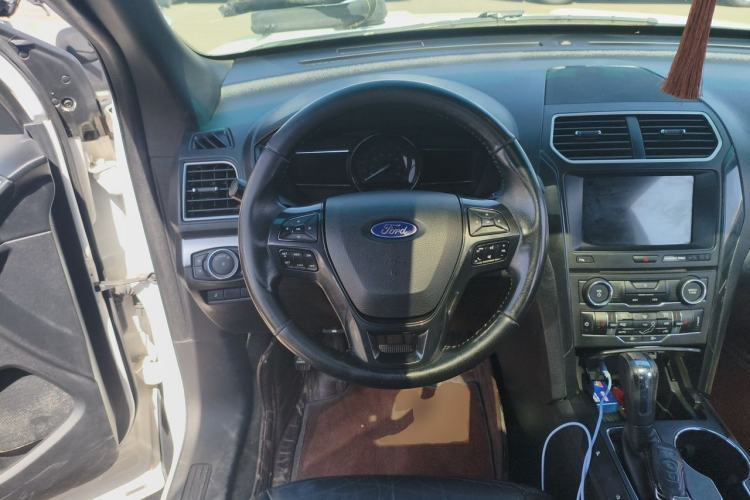 Used Ford Explorer  Steering Wheel