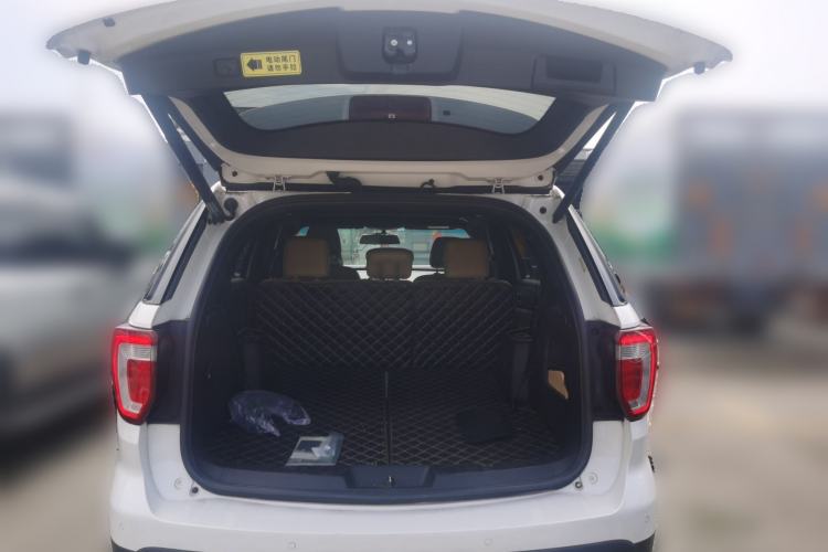 Used Ford Explorer 2016 2.3T Fashion Edition Trunk