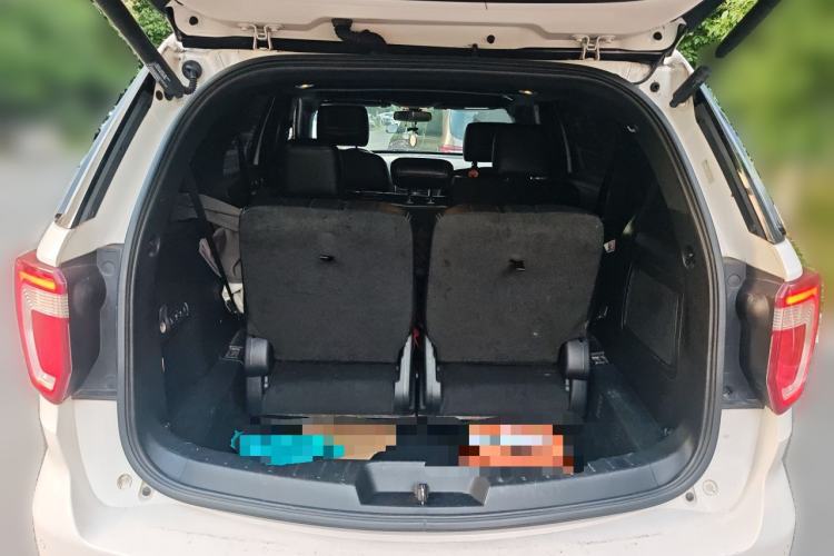 Used Ford Explorer 2016 2.3T Elite Edition Trunk