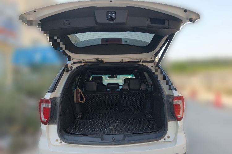 Used Ford Explorer 2016 2.3T Elite Edition Trunk