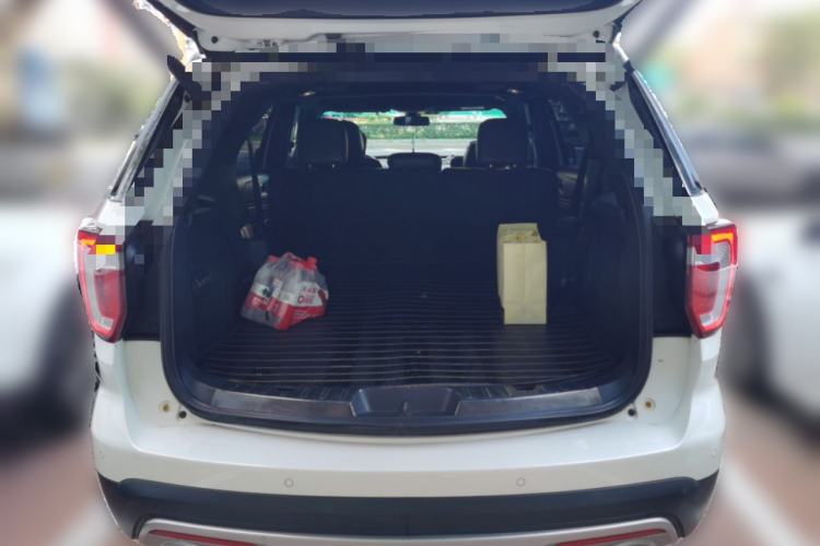 Used Ford Explorer 2016 2.3T Elite Edition Trunk