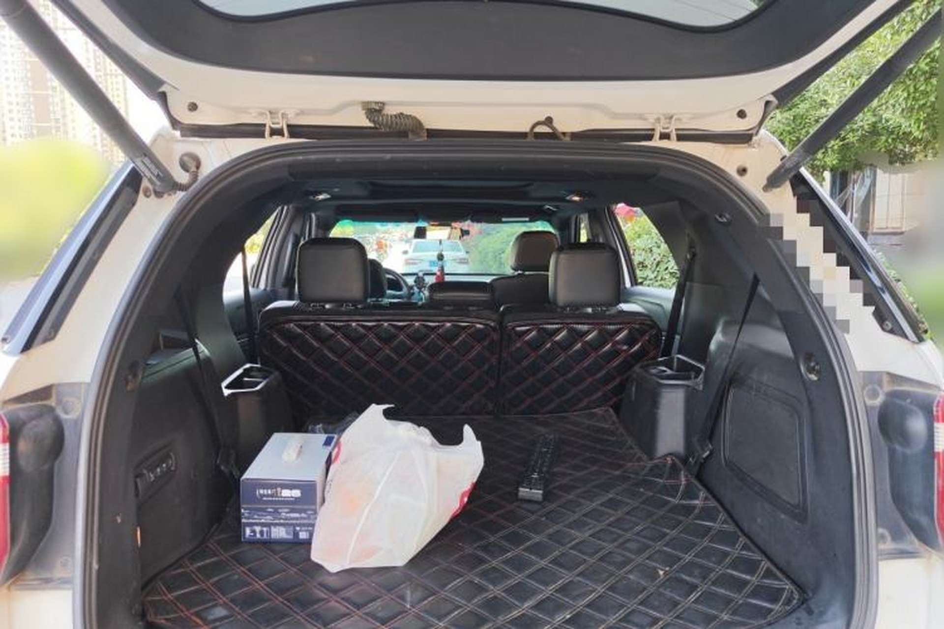 Used Ford Explorer 2016 2.3T Elite Edition Trunk