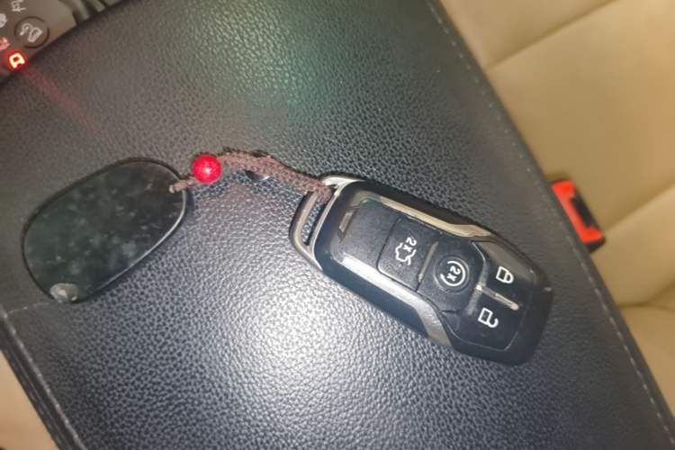 Used Ford Explorer 2016 2.3T Elite Edition Vehicle Key