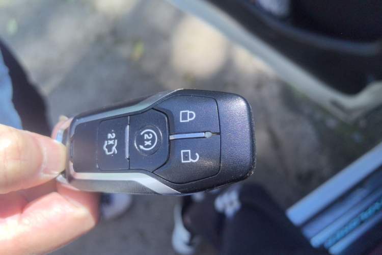 Used Ford Explorer 2016 3.5T Sport Edition Vehicle Key