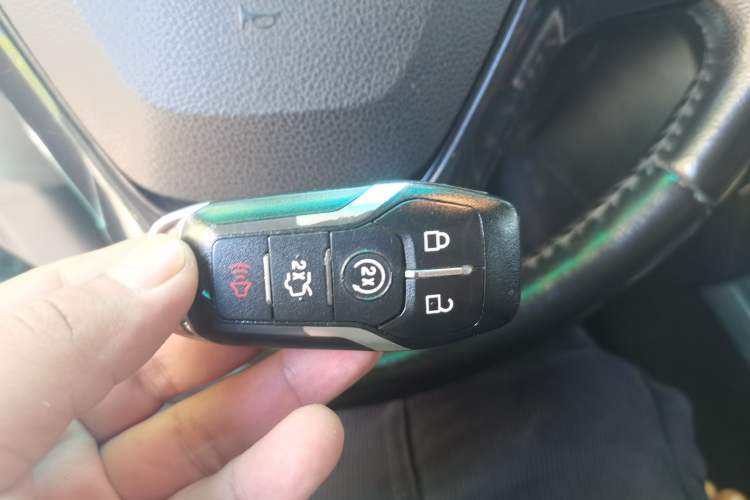 Used Ford Explorer 2016 3.5T Elite Edition Vehicle Key
