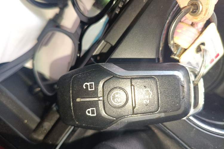Used Ford Explorer 2016 2.3T Elite Edition Vehicle Key