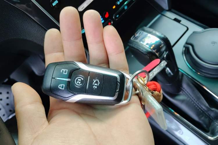 Used Ford Explorer 2016 2.3T Elite Edition Vehicle Key