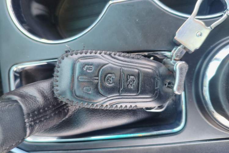 Used Ford Explorer  Vehicle Key