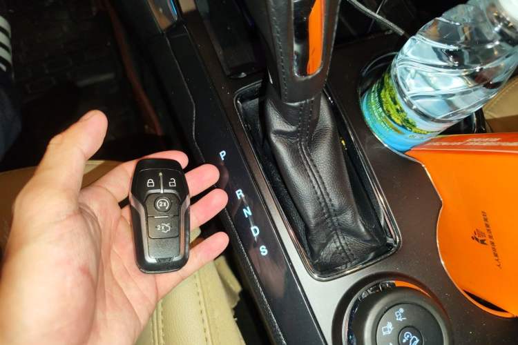 Used Ford Explorer 2016 2.3T Elite Edition Vehicle Key