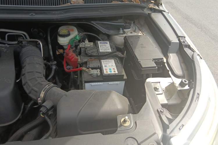 Used Ford Explorer 2016 2.3T Fashion Edition Engine Bay Left