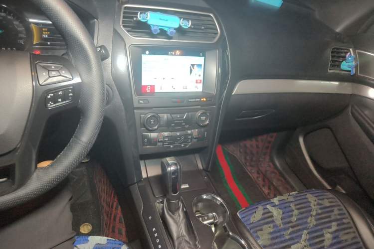 Used Ford Explorer 2017 2.3T Fashion Edition Audio And AC Panel