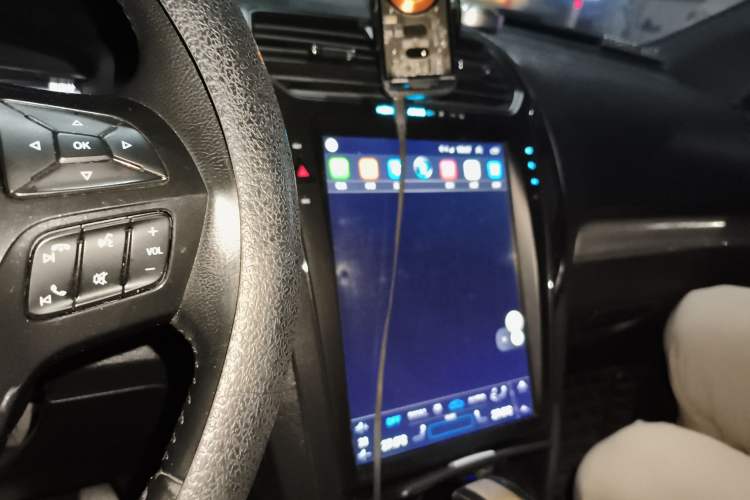 Used Ford Explorer 2017 2.3T Fashion Edition Audio And AC Panel