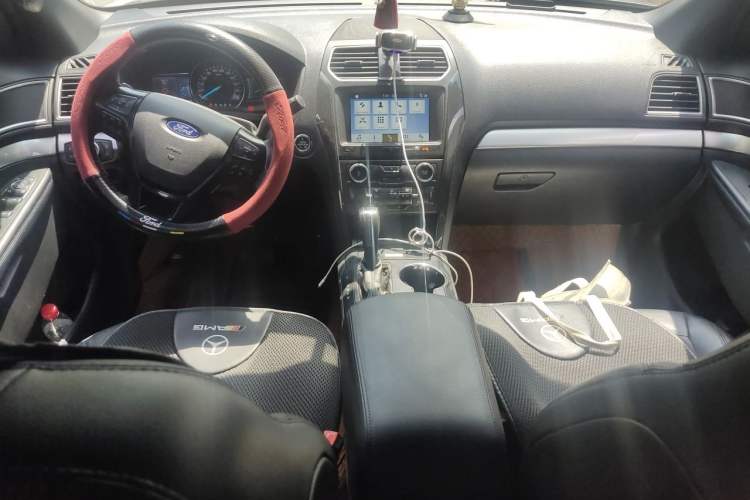 Used Ford Explorer 2017 2.3T Fashion Edition Center Console