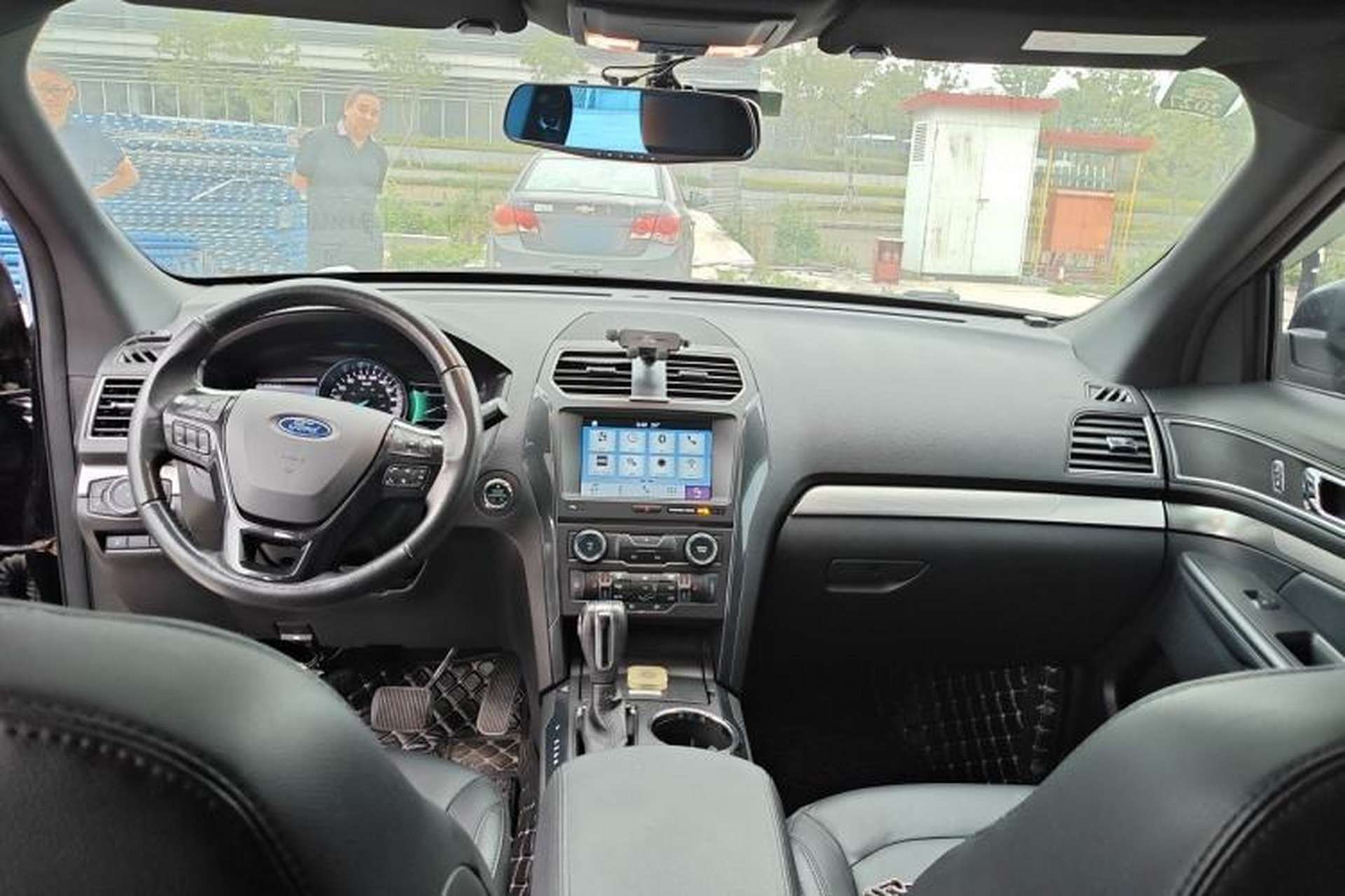 Used Ford Explorer 2017 2.3T Fashion Edition Center Console