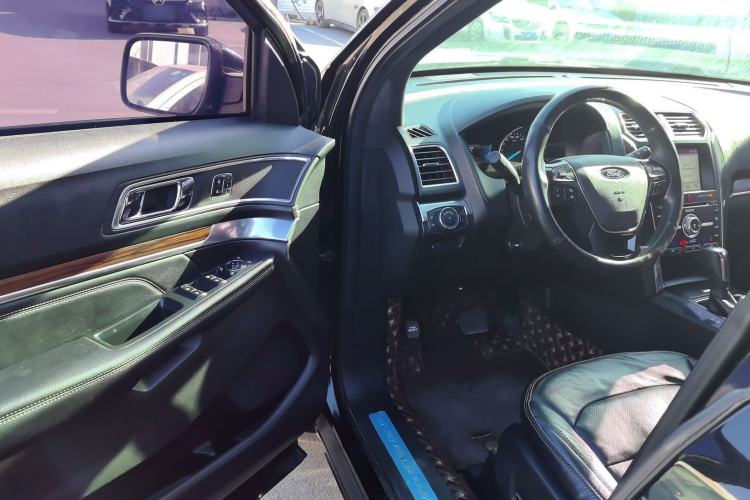 Used Ford Explorer 2017 2.3T Elite Edition Driver Seat