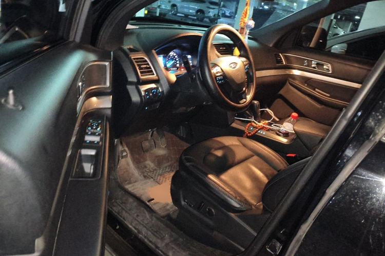 Used Ford Explorer 2017 2.3T Fashion Edition Driver Seat