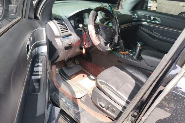 Used Ford Explorer 2017 2.3T Elite Edition Driver Seat
