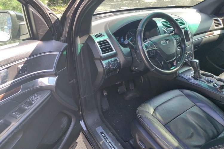 Used Ford Explorer 2017 2.3T Elite Edition Driver Seat