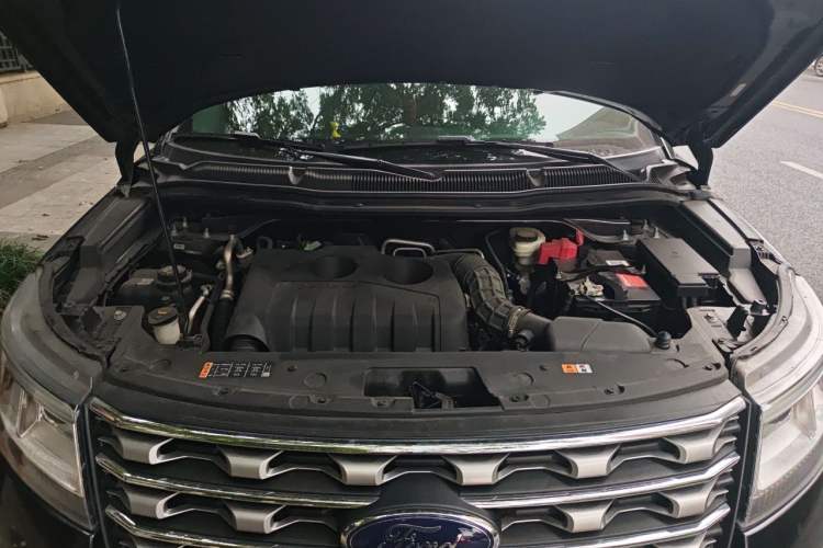 Used Ford Explorer 2017 2.3T Elite Edition Engine Bay