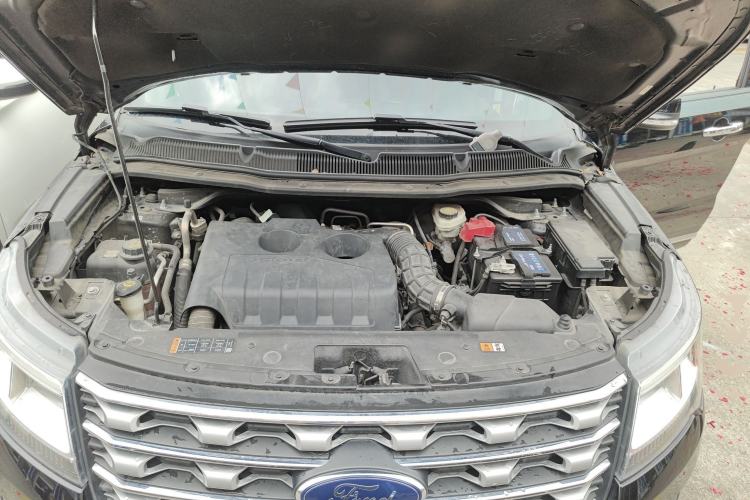 Used Ford Explorer 2017 2.3T Elite Edition Engine Bay