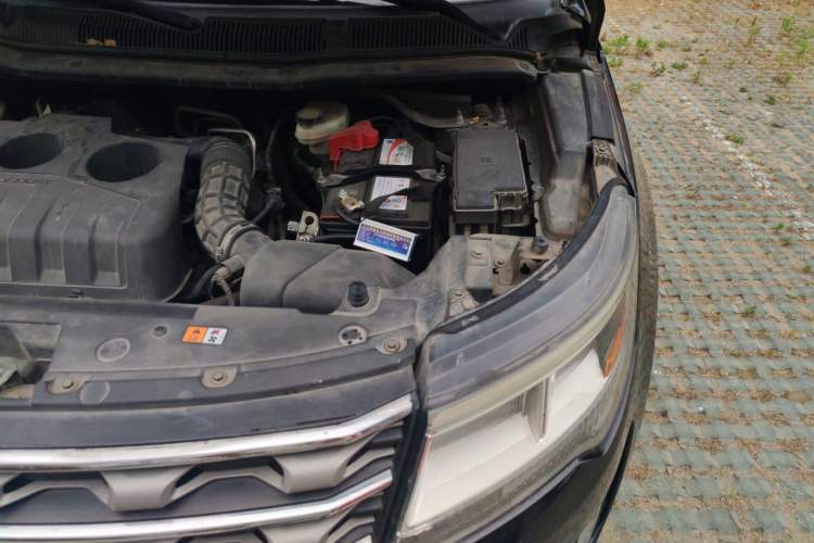 Used Ford Explorer 2017 2.3T Fashion Edition Engine Bay Left