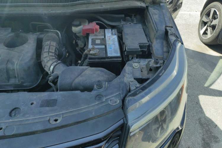 Used Ford Explorer 2017 2.3T Elite Edition Engine Bay Left